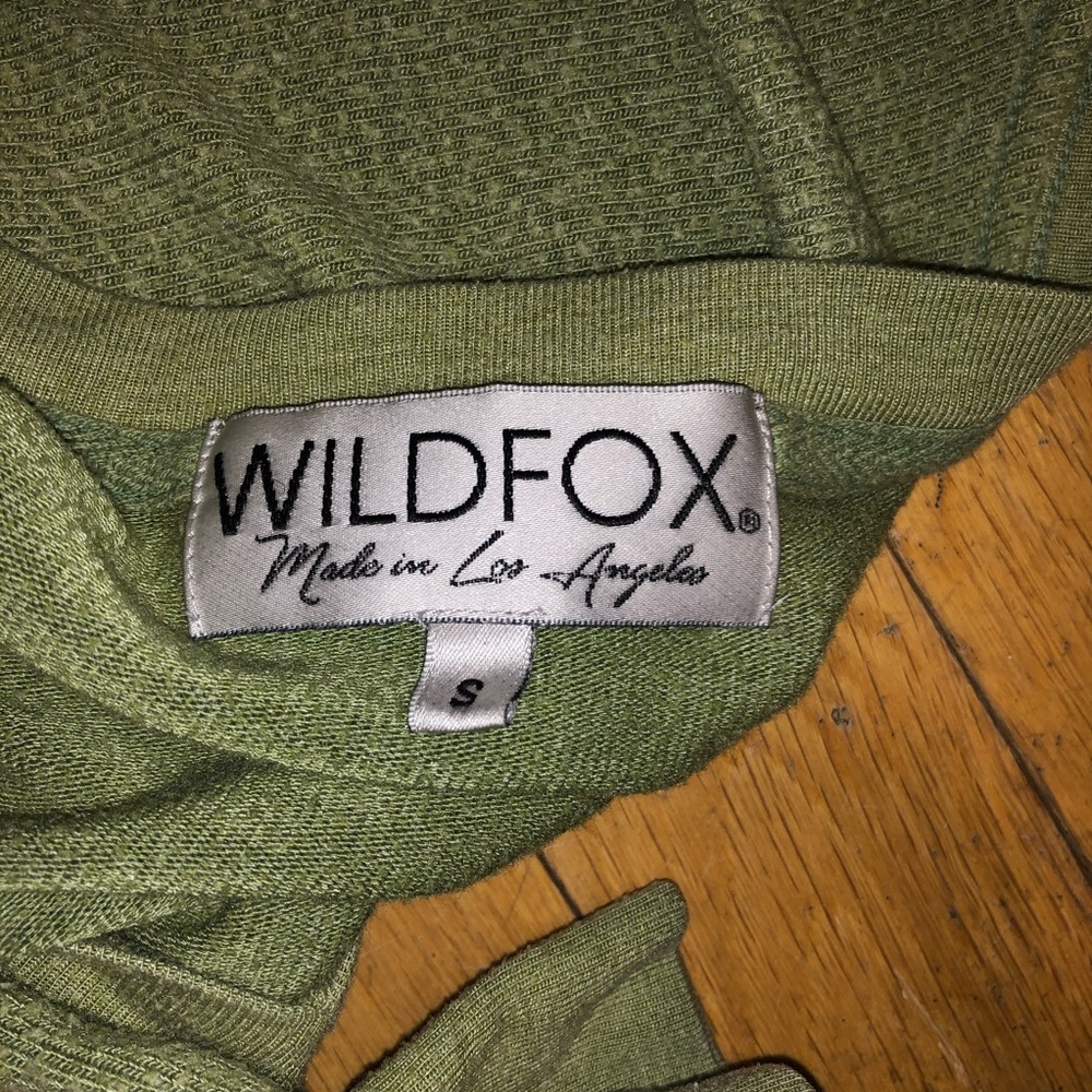 Women’s Wildfox sweater long sleeve v neck top - Picture 3 of 4